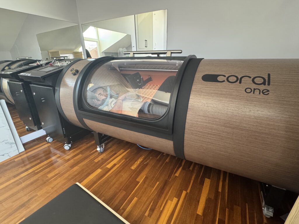 Coral One horizontal hyperbaric chamber