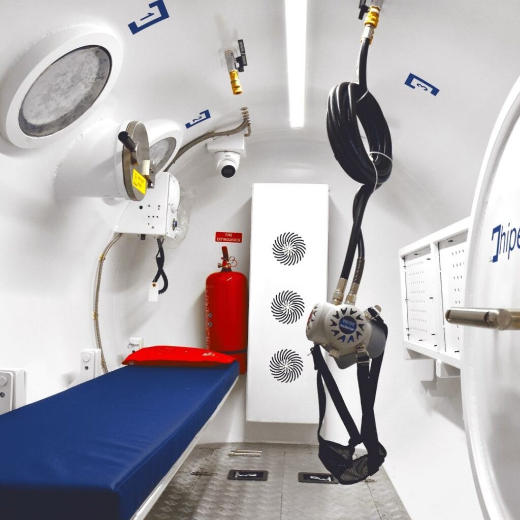 Diving chamber interior