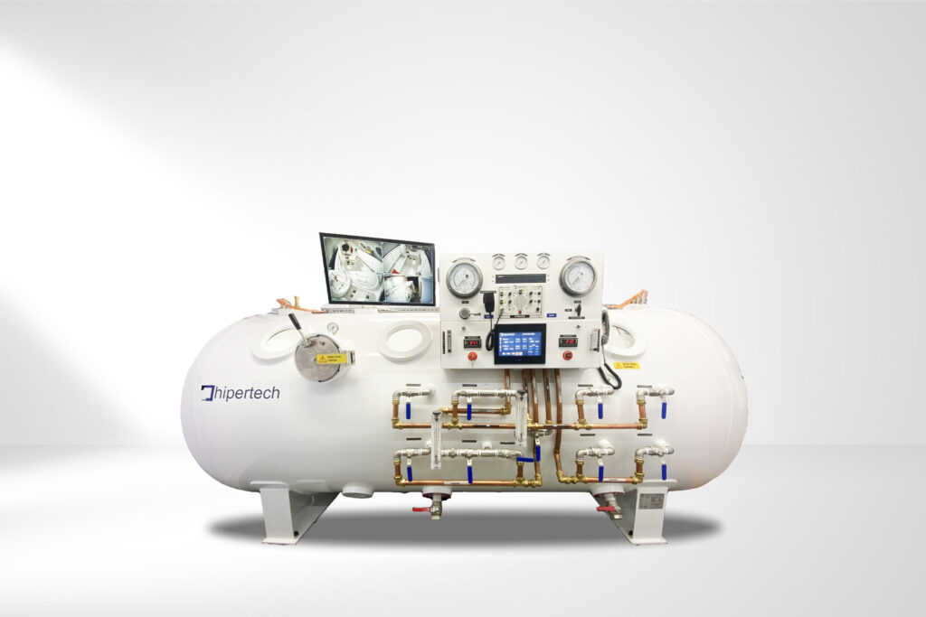 Hipertech diving decompression chamber