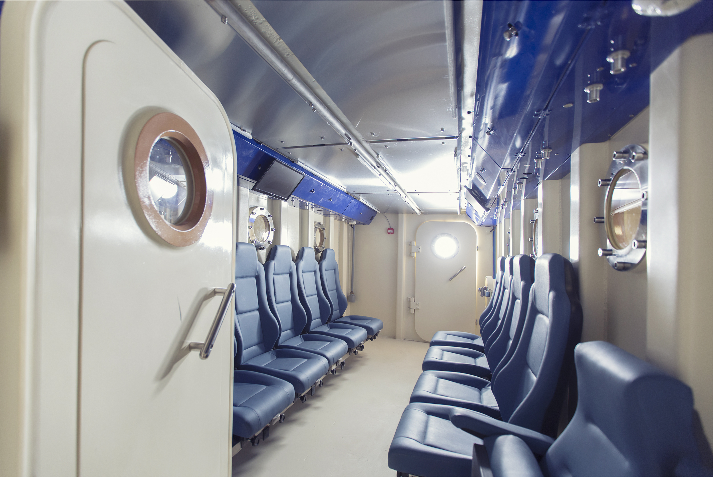 Multiplace hyperbaric chamber MLT-28 exterior